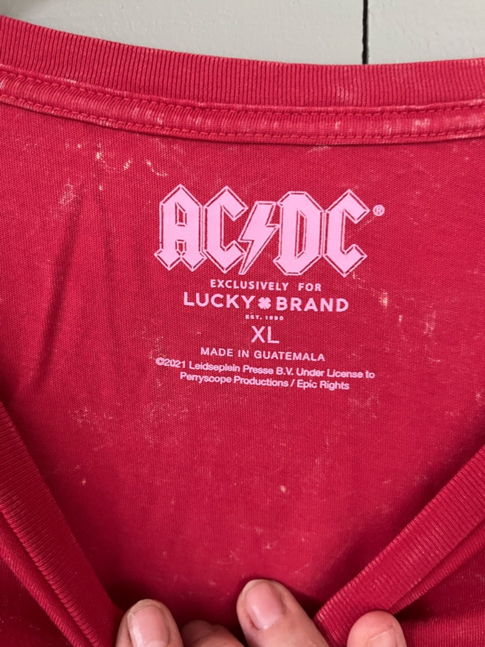 Lucky Brand Women’s Red Graphic Short Sleeve Tee NWOT - Picture 3 of 7